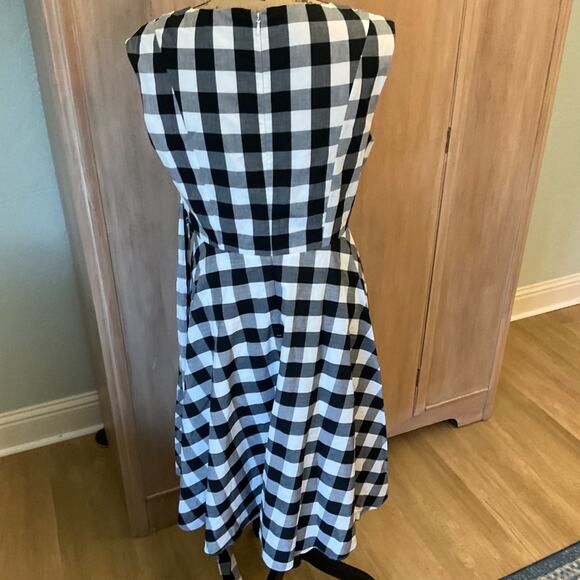 Calvin Klein Sleeveless Gingham black white checked midi fit flare Wrap Dress 10 - Picture 15 of 16